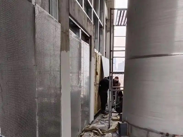 67be7d20e8926.jpg 01.jpg